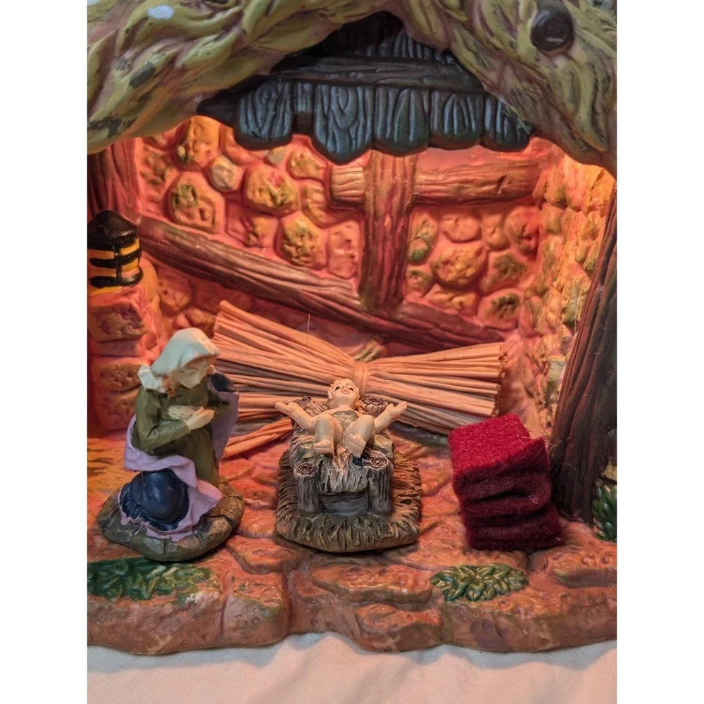 Nativity Lighted With Mary And Baby Jesus With Cord And Bulb With Foam Christmas